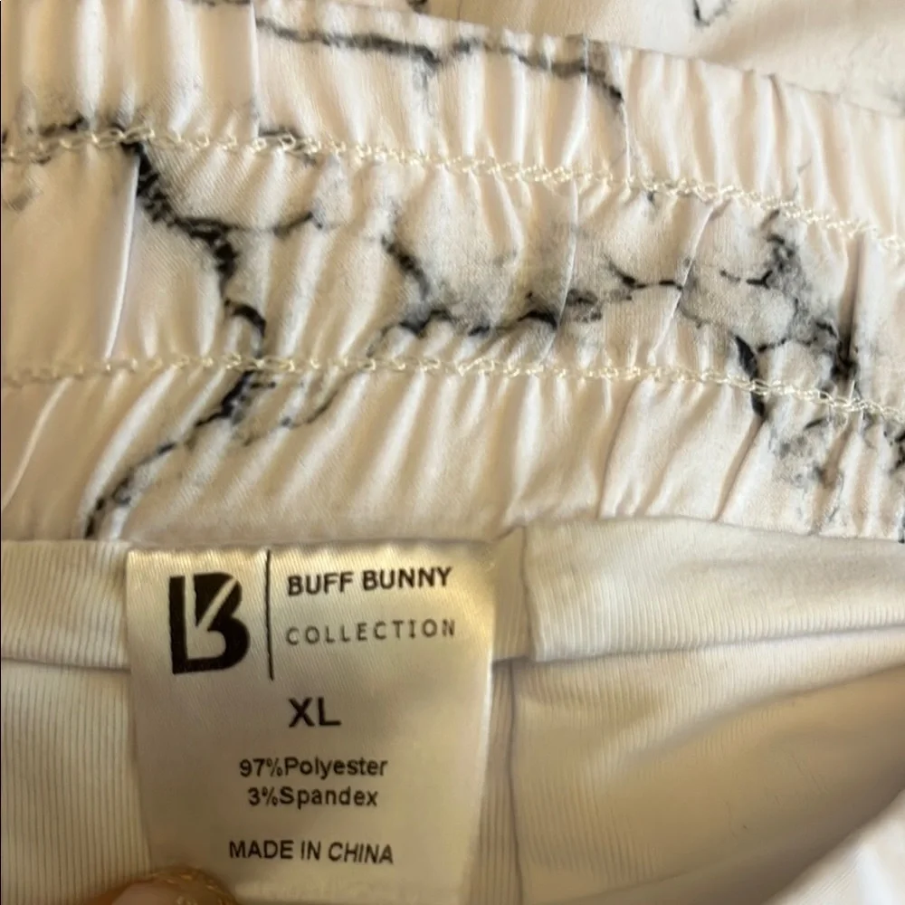 Buffbunny White Marble Athletic Shorts XL